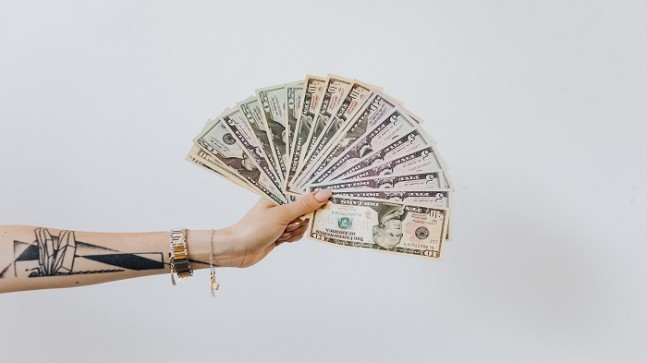 Livu Nasıl Para Kazanılır?