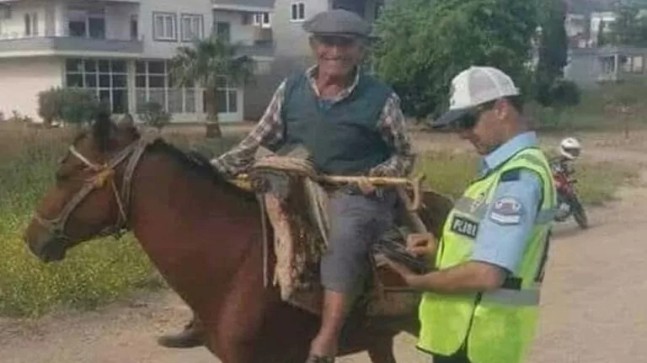 ÇORUMDA Yolda