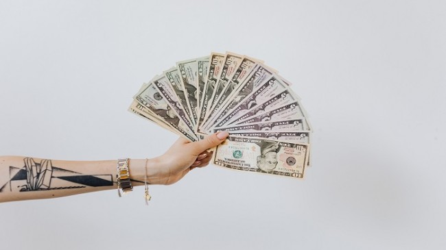 Livu Nasıl Para Kazanılır?